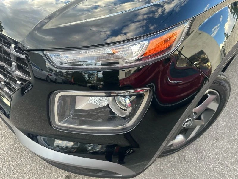 2024 Hyundai Venue - Image 11 of 12