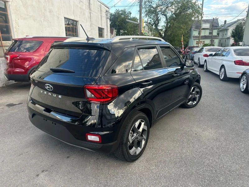 2024 Hyundai Venue - Image 6 of 12