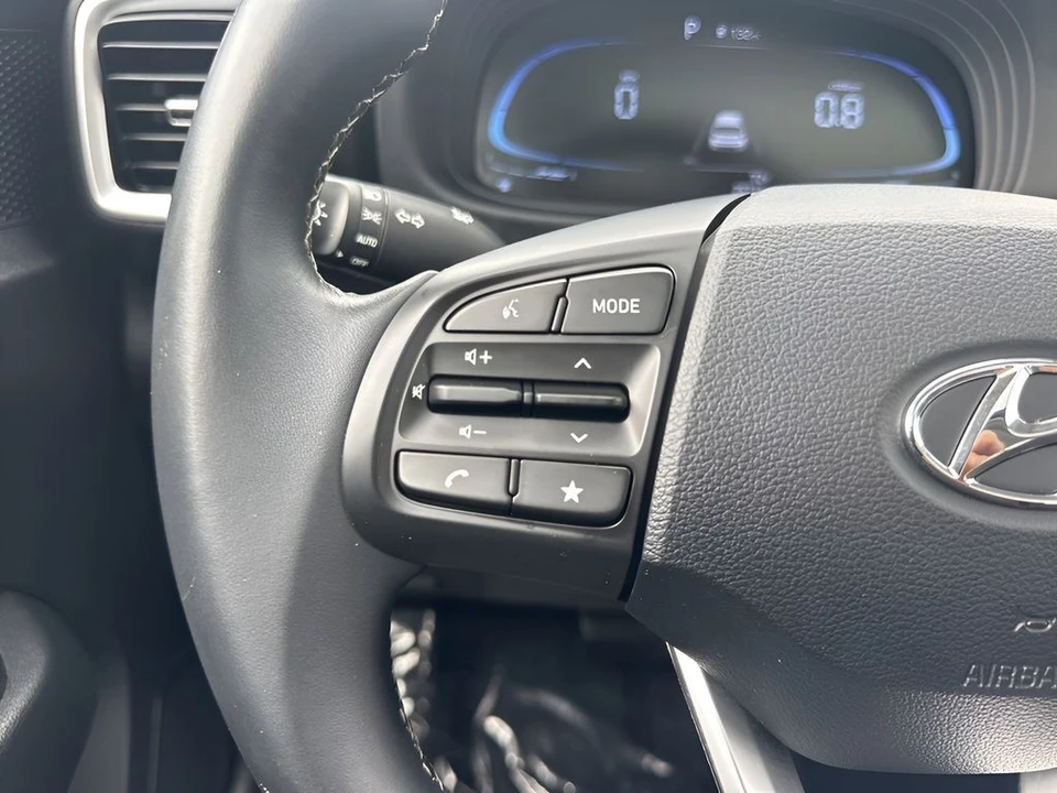 2024 Hyundai Venue - Image 14 of 21