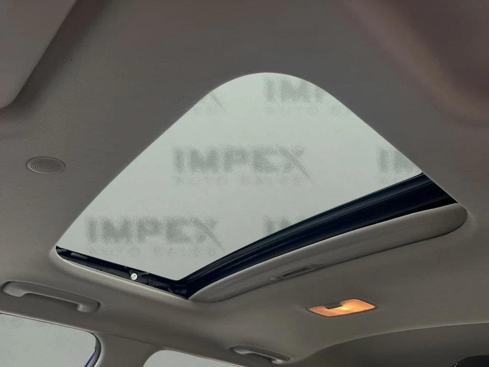 2024 Hyundai Venue - Image 10 of 21