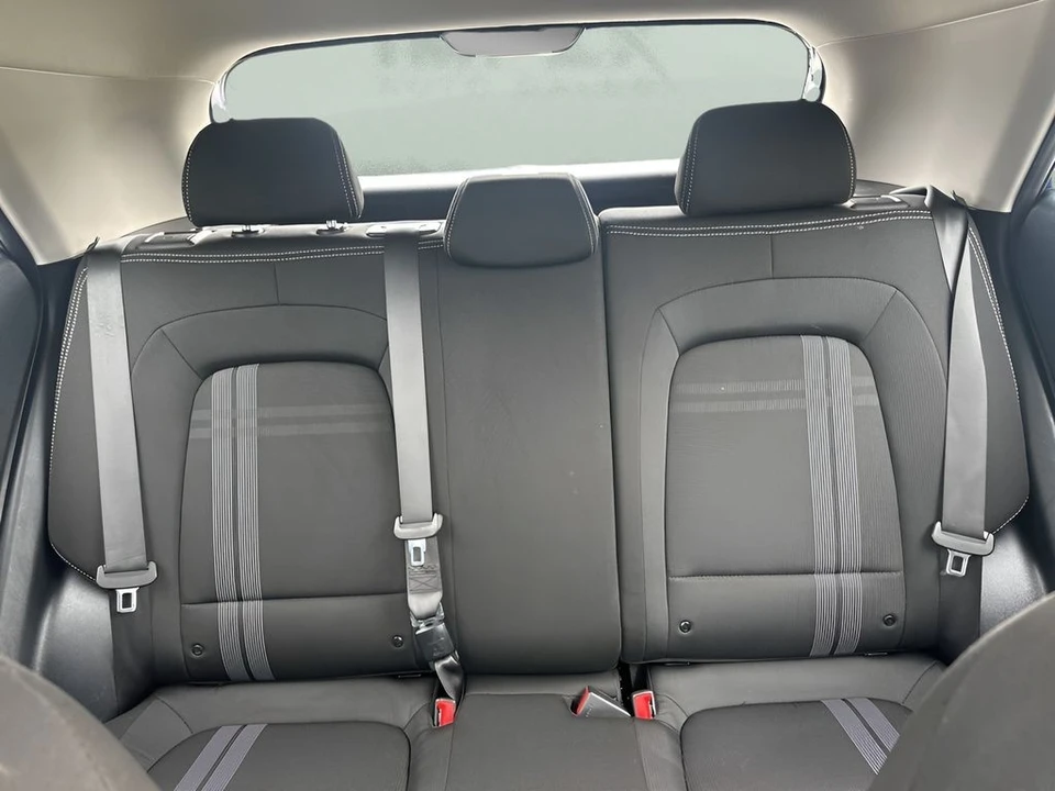 2024 Hyundai Venue - Image 11 of 21