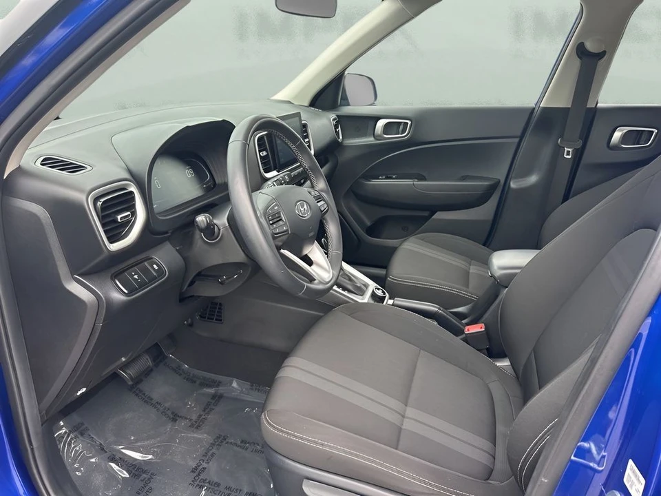 2024 Hyundai Venue - Image 9 of 12
