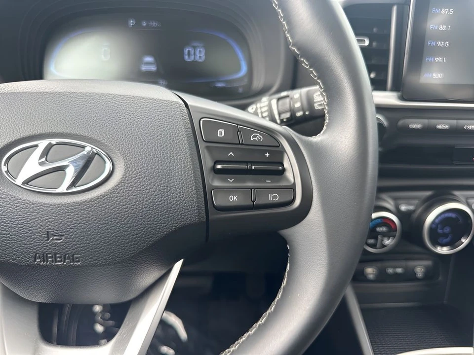 2024 Hyundai Venue - Image 15 of 21