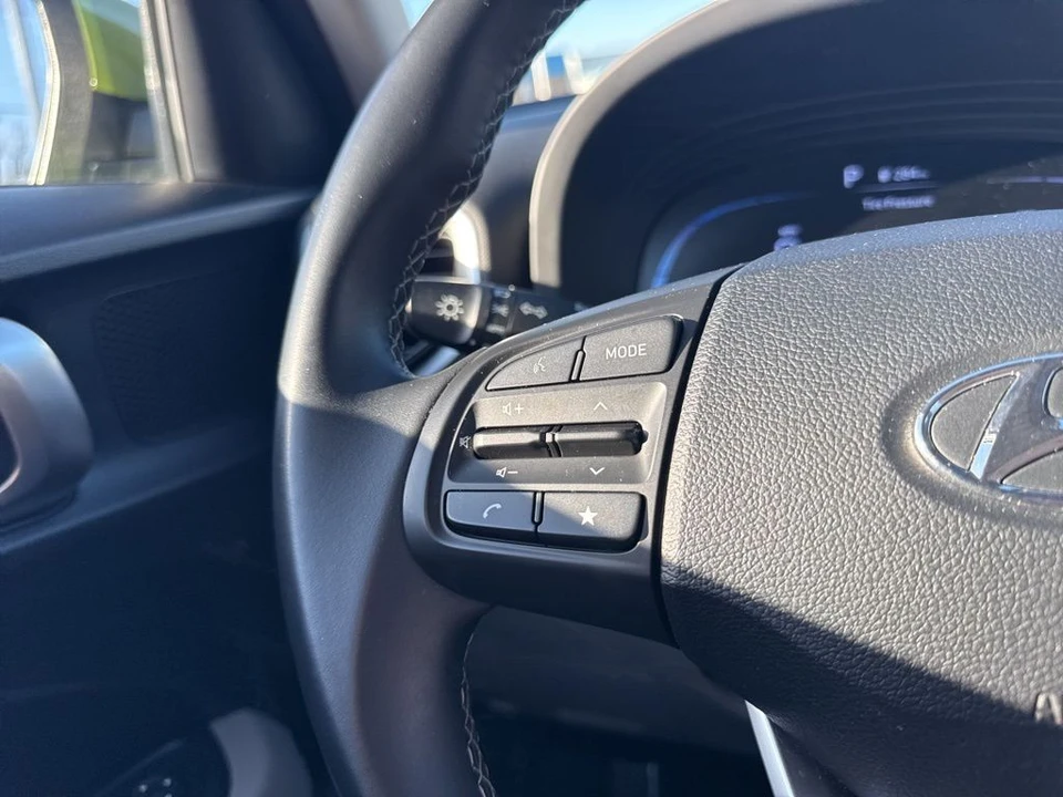 2024 Hyundai Venue - Image 14 of 21