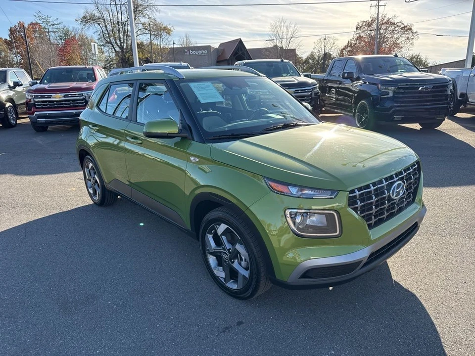 2024 Hyundai Venue - Image 7 of 12