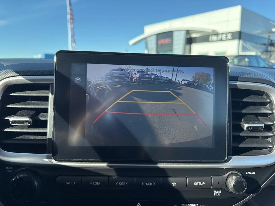 2024 Hyundai Venue - Image 19 of 21