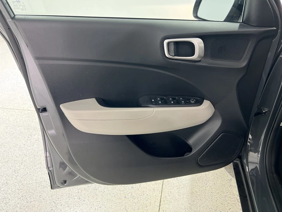 2024 Hyundai Venue - Image 20 of 21