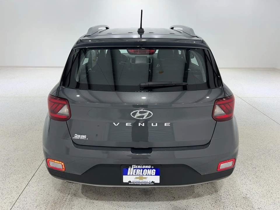2024 Hyundai Venue - Image 4 of 12