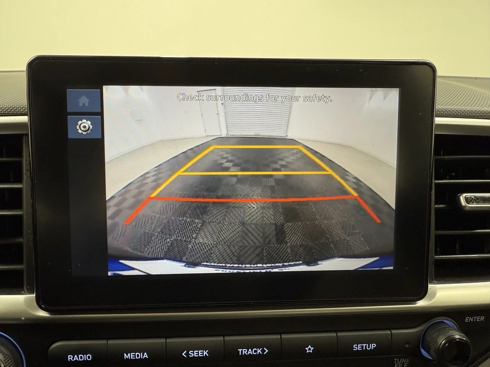 2024 Hyundai Venue - Image 15 of 21