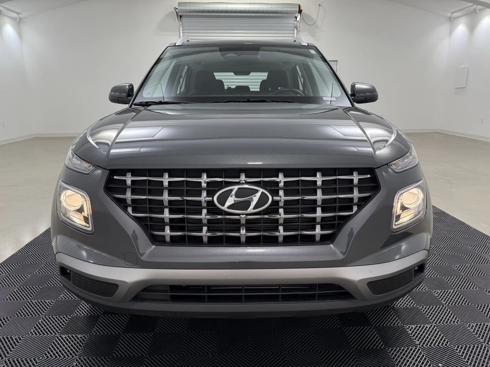 2024 Hyundai Venue - Image 2 of 12
