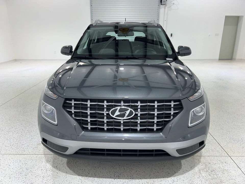 2024 Hyundai Venue - Image 8 of 12
