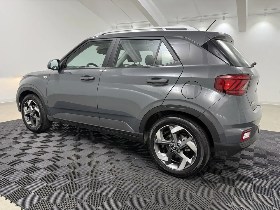 2024 Hyundai Venue - Image 4 of 12