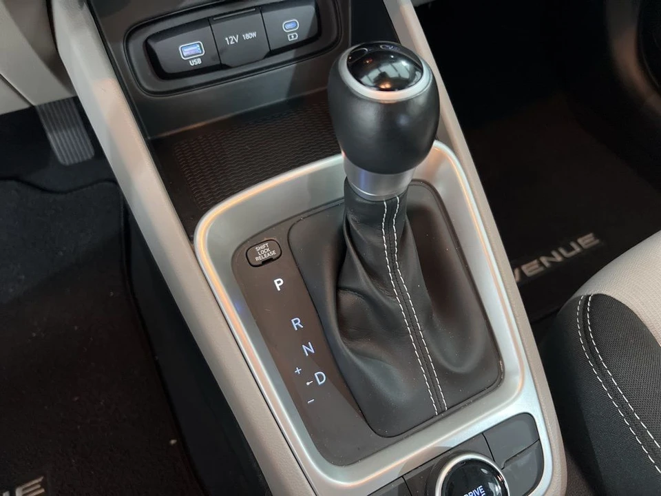 2024 Hyundai Venue - Image 14 of 21