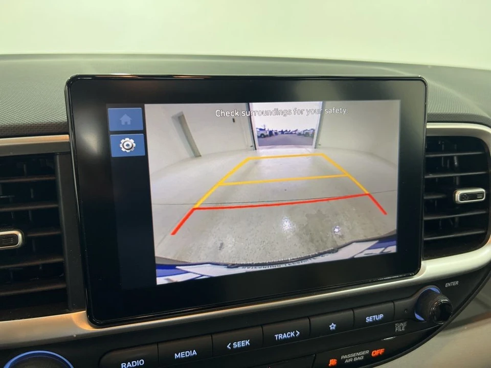 2024 Hyundai Venue - Image 13 of 21