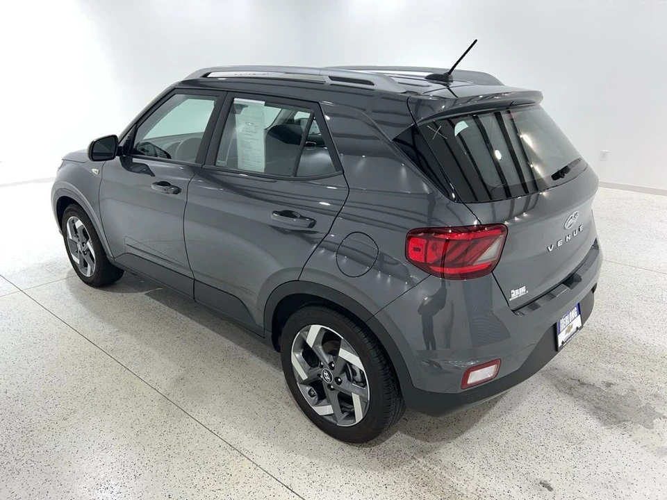 2024 Hyundai Venue - Image 3 of 21