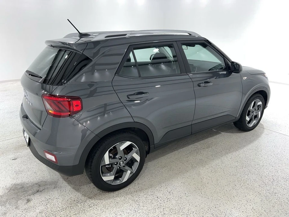 2024 Hyundai Venue - Image 5 of 21