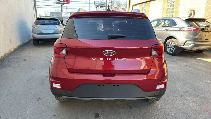 2024 Hyundai Venue - Image 6 of 12