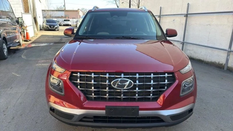 2024 Hyundai Venue - Image 2 of 12