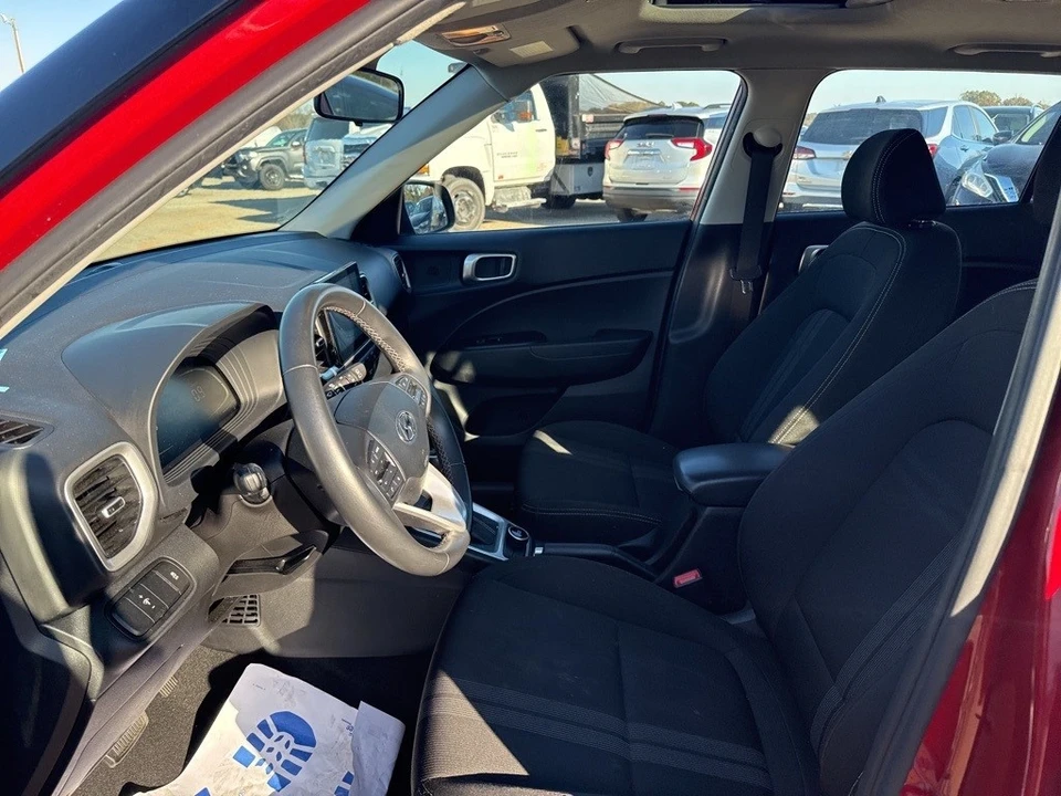 2024 Hyundai Venue - Image 5 of 6