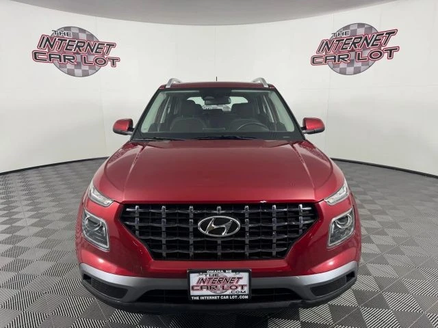 2024 Hyundai Venue - Image 2 of 12