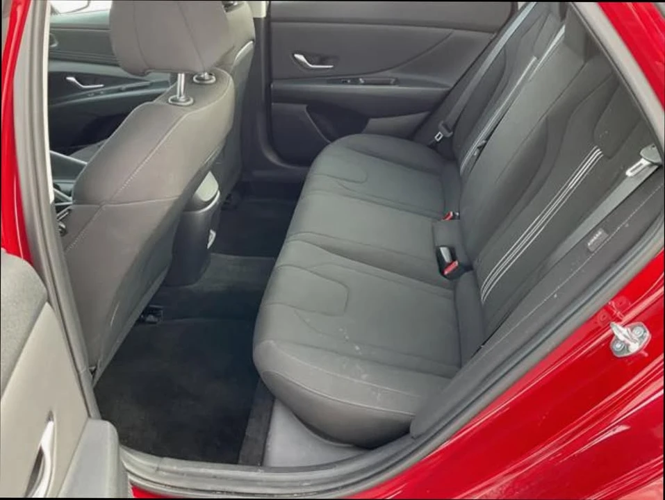 2024 Hyundai Elantra - Image 10 of 20