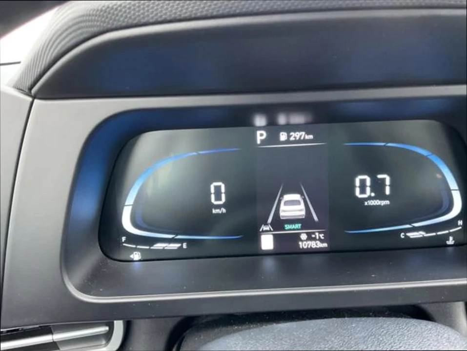 2024 Hyundai Elantra - Image 13 of 20