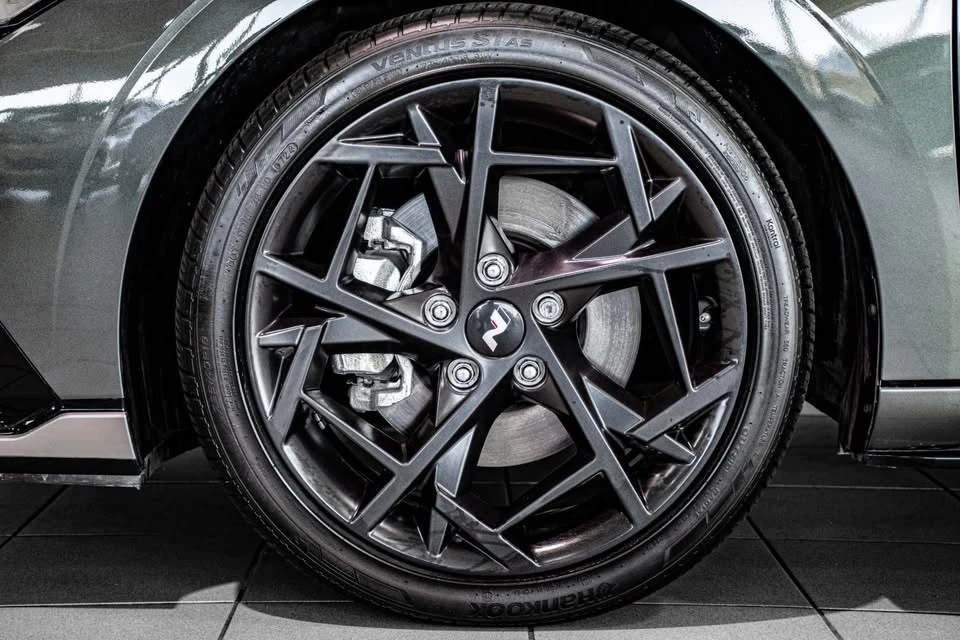 2024 Hyundai Elantra - Image 7 of 20