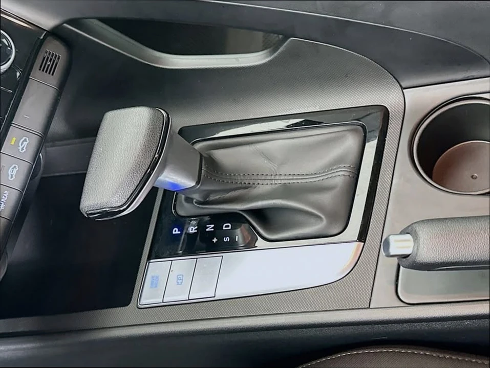 2024 Hyundai Elantra - Image 14 of 16