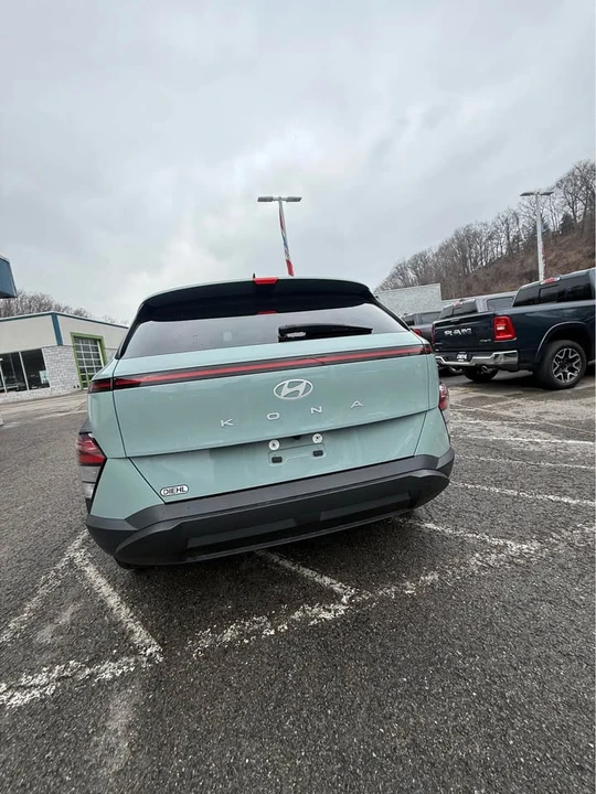 2024 Hyundai Kona - Image 4 of 10
