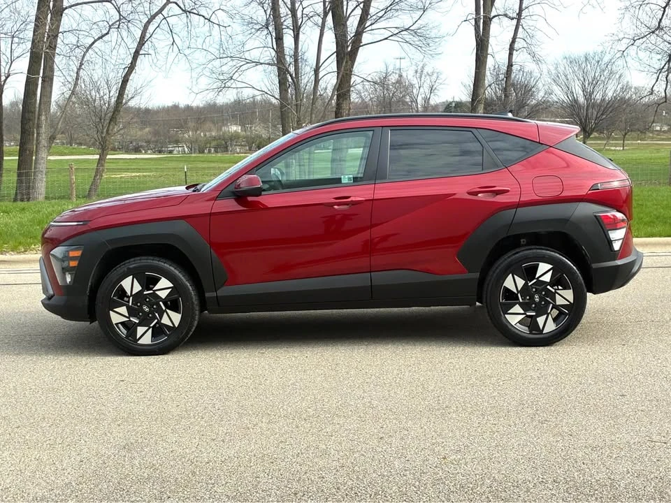 2024 Hyundai Kona - Image 2 of 19