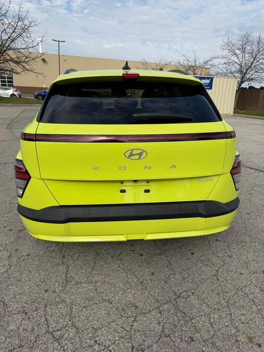 2024 Hyundai Kona - Image 2 of 12