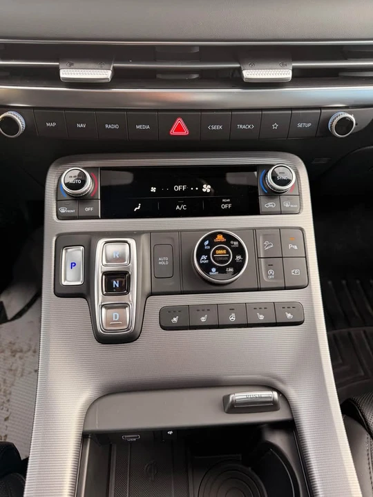 2024 Hyundai Palisade - Image 14 of 18