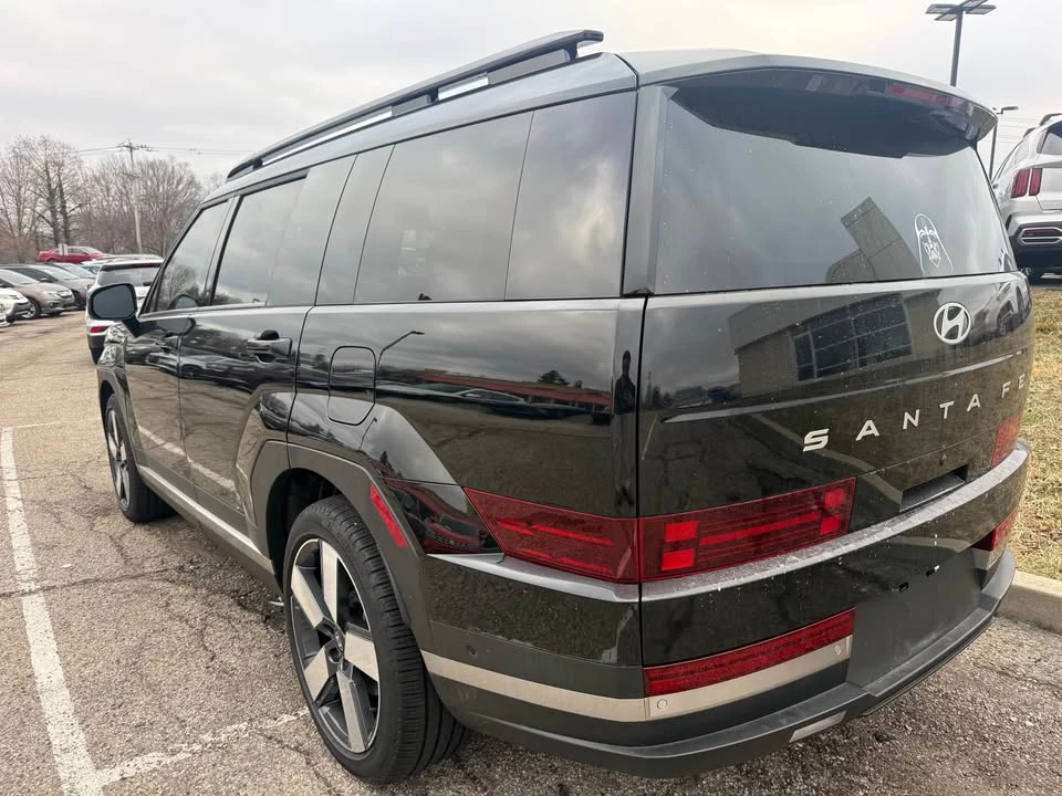 2024 Hyundai Santa Fe - Image 3 of 10