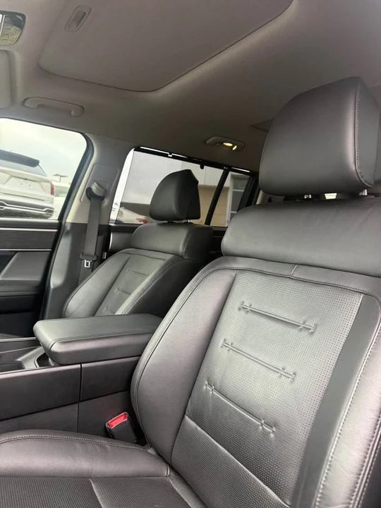 2024 Hyundai Santa Fe - Image 6 of 10