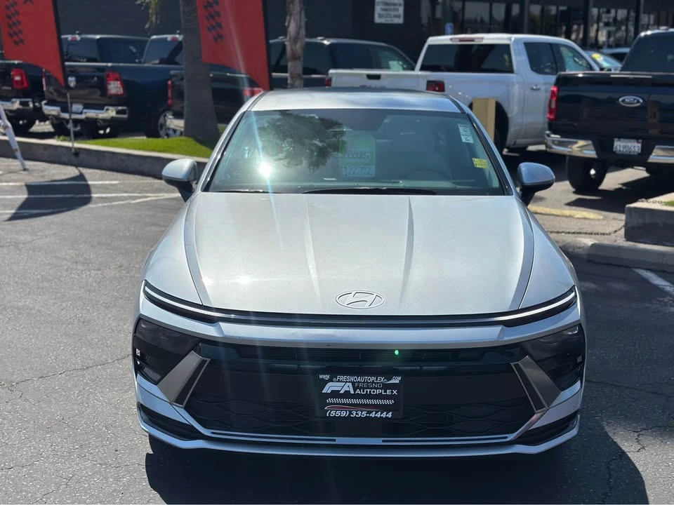 2024 Hyundai Sonata - Image 2 of 11