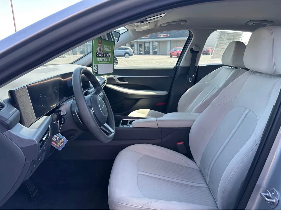 2024 Hyundai Sonata - Image 10 of 11