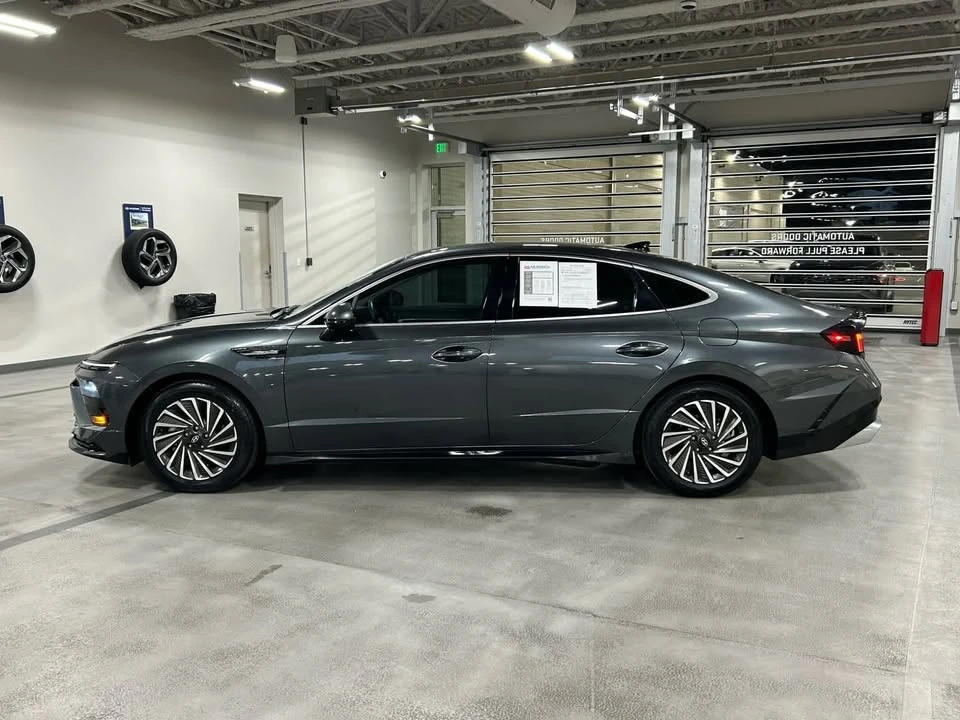 2024 Hyundai Sonata - Image 2 of 6