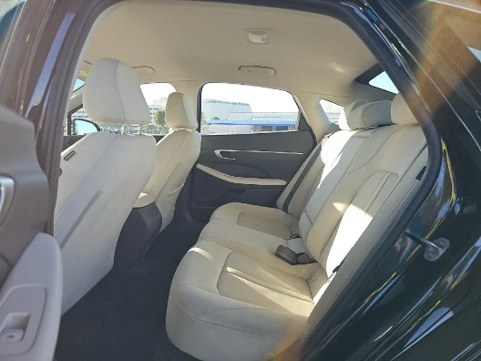 2024 Hyundai Sonata - Image 9 of 10