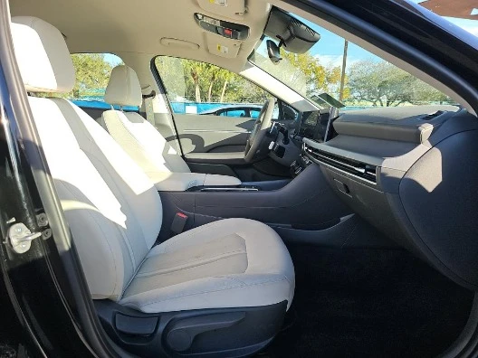 2024 Hyundai Sonata - Image 6 of 10