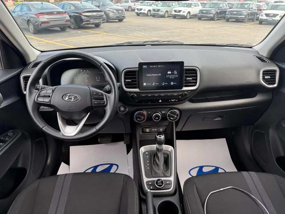2024 Hyundai Venue - Image 2 of 6