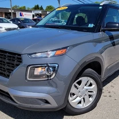 2024 Hyundai Venue - Image 2 of 6