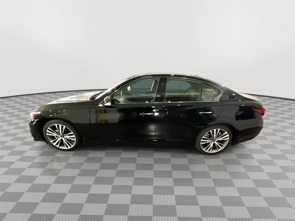 2024 Infiniti Q50 - Image 2 of 31