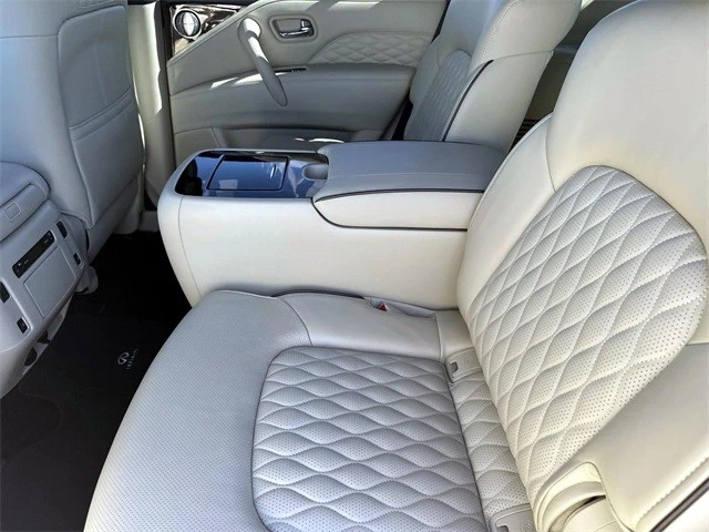 2024 Infiniti QX80 - Image 12 of 21