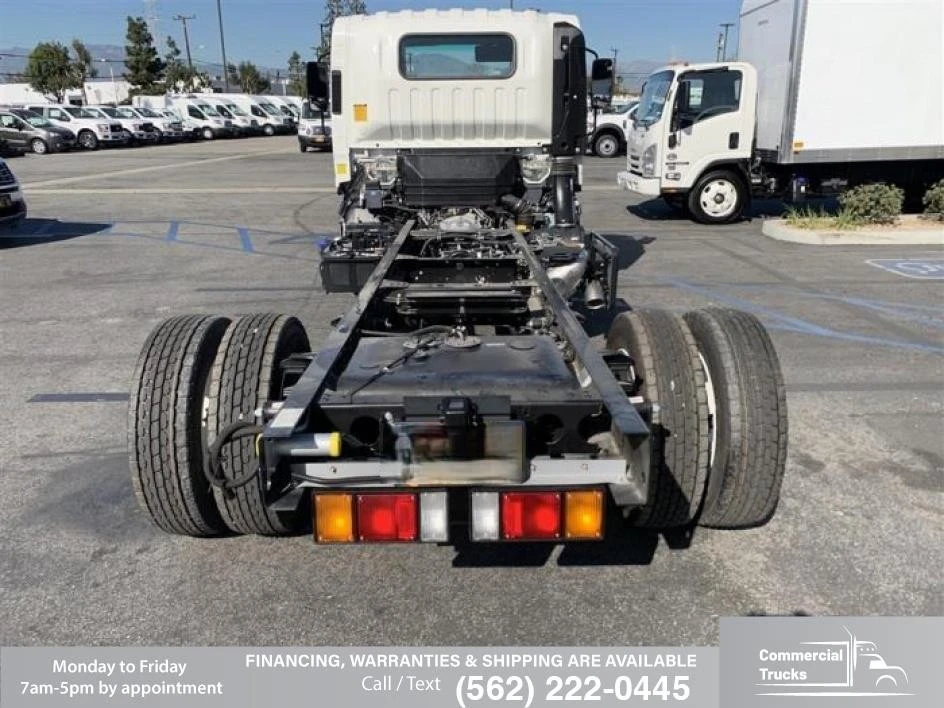 2024 Isuzu Elf - Image 10 of 23