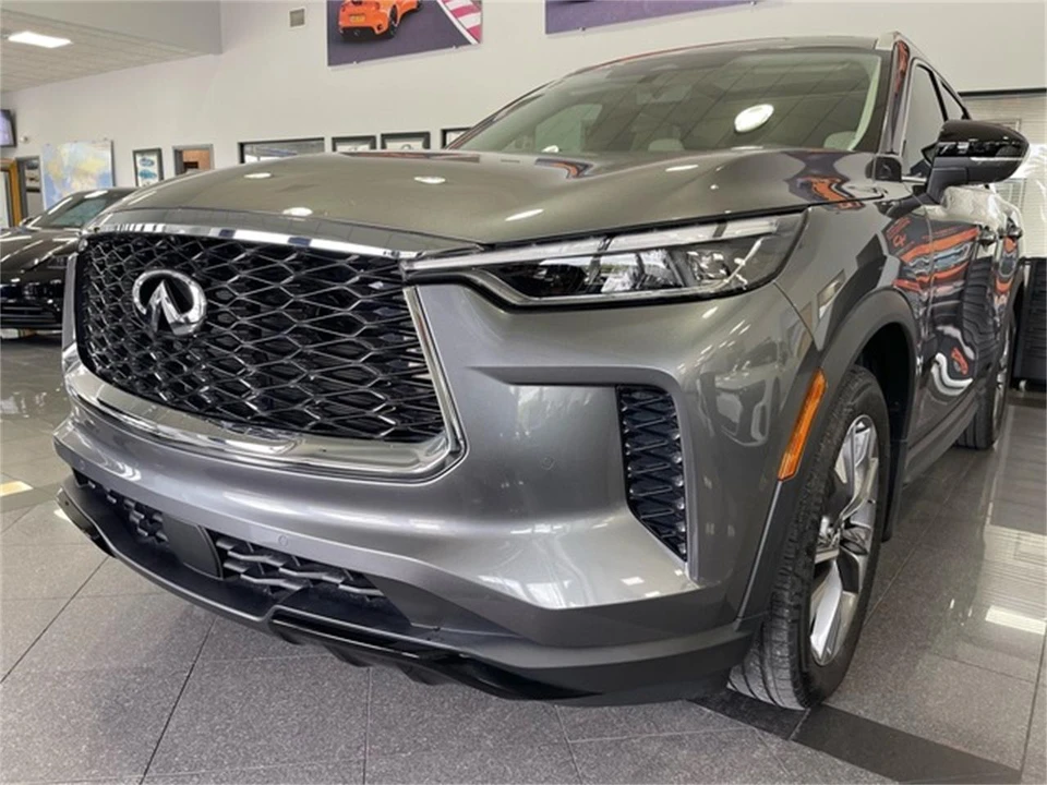 2024 Infiniti QX60 2nd Gen - Image 11 of 31