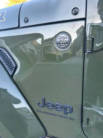2024 Jeep JT Gladiator - Image 14 of 21