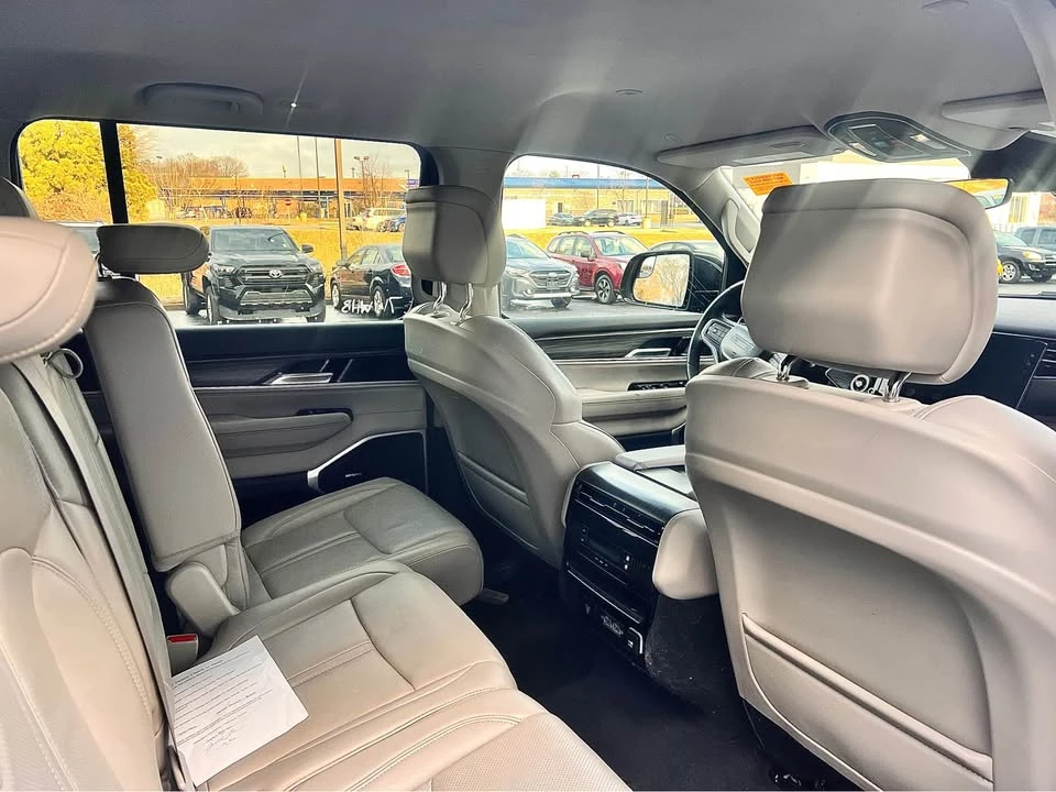 2024 Jeep WS Wagoneer - Image 4 of 10
