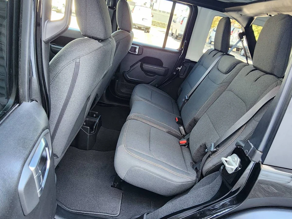 2024 Jeep JL Wrangler - Image 12 of 22