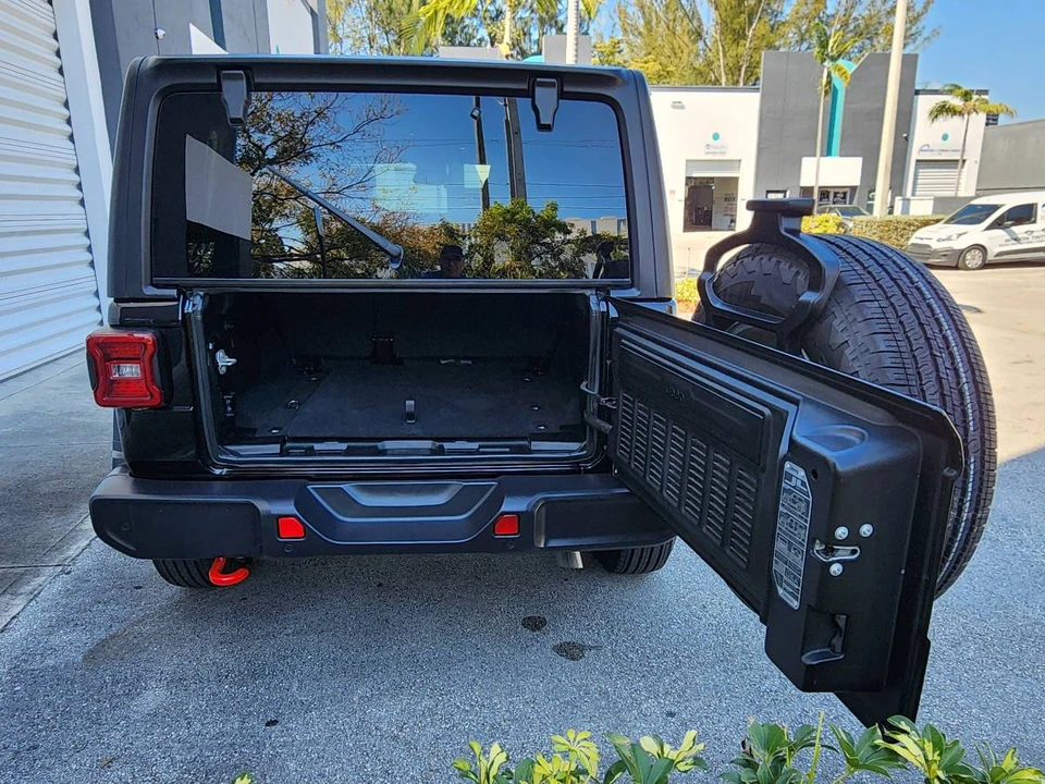 2024 Jeep JL Wrangler - Image 7 of 22