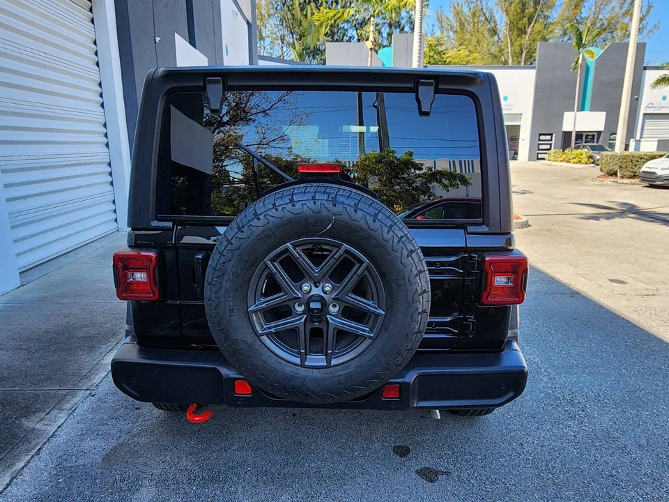 2024 Jeep JL Wrangler - Image 6 of 22